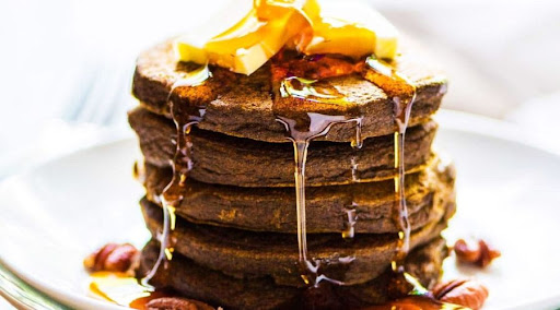 Bánh pancake bí đỏ yến mạch