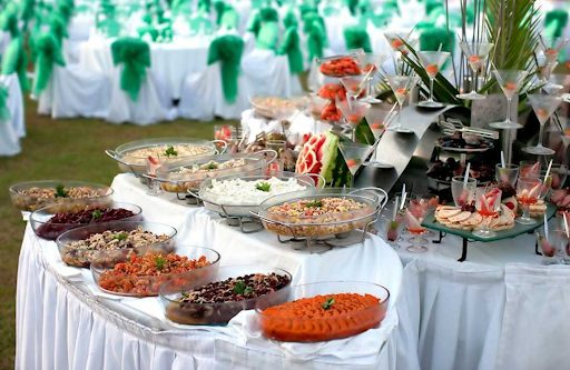 Tại sao tiệc cưới Buffet được cho là xu hướng hiện nay?