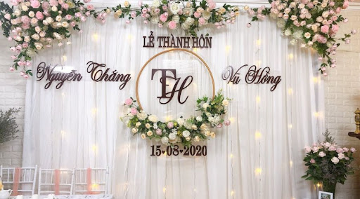 Trang trí phông cưới ở quê